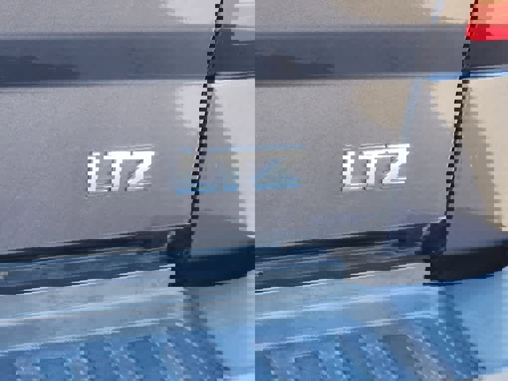 Used 2015 Chevrolet Silverado 3500 LTZ w/ Duramax Plus Package image 21