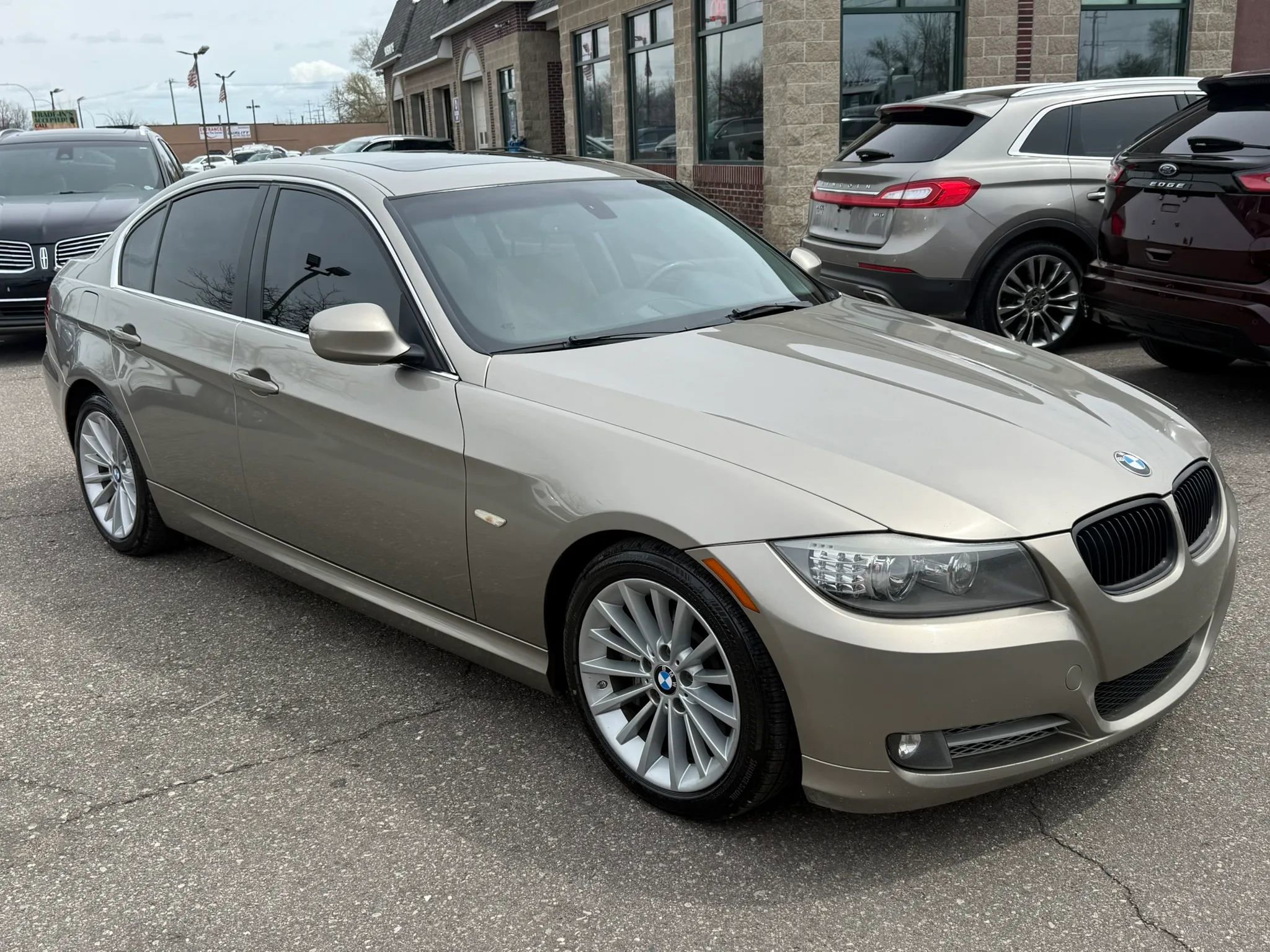 Used 2011 BMW 335d Sedan image 3