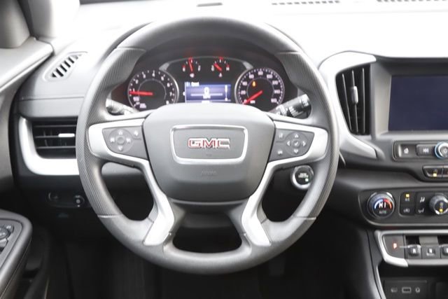 Used 2022 GMC Terrain SLE w/ Driver Convenience Package image 17