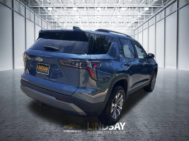Used 2025 Chevrolet Equinox LT w/ Convenience Package II AWD/4WD image 4