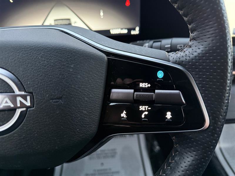 Used 2024 Nissan Ariya AWD image 28