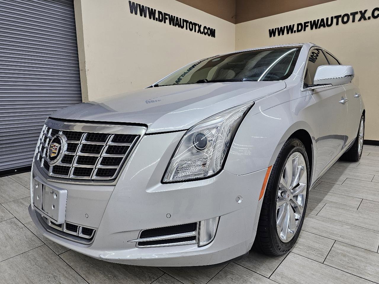 Used 2014 Cadillac XTS Luxury image 2
