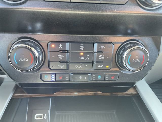 Used 2020 Ford F150 Lariat image 35