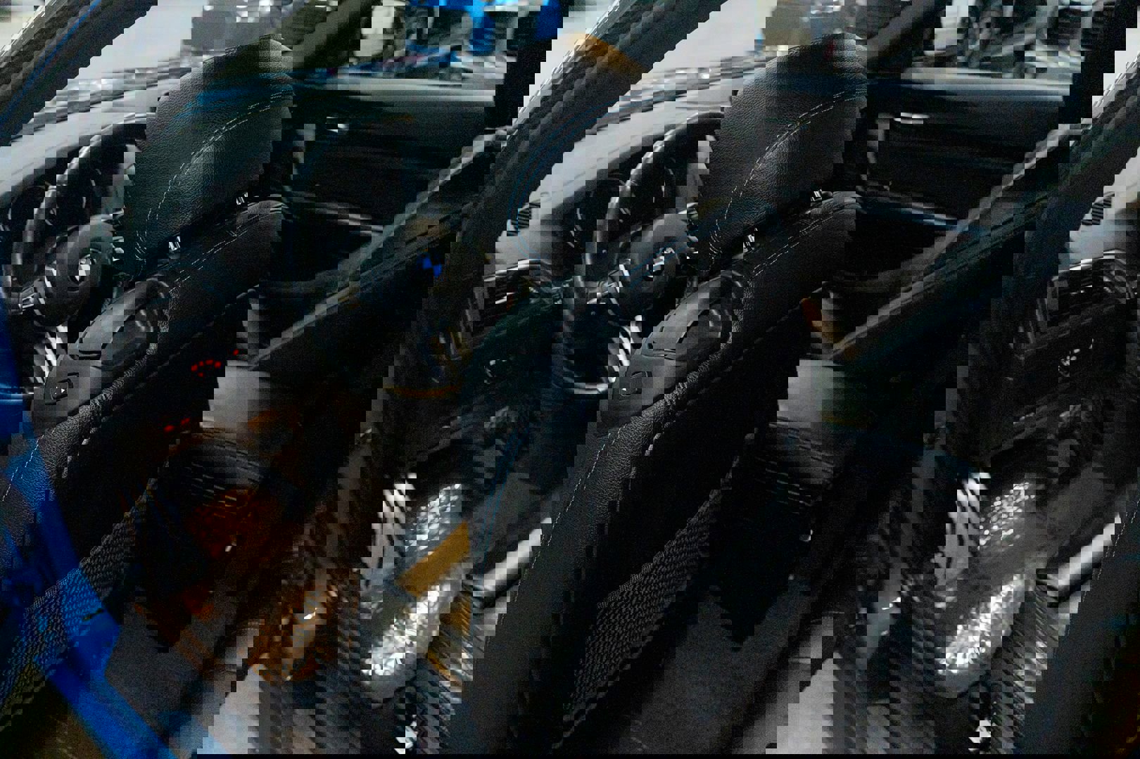 Used 2018 BMW M2 image 25