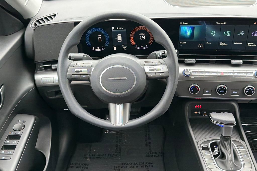 New 2026 Hyundai Kona SE image 12