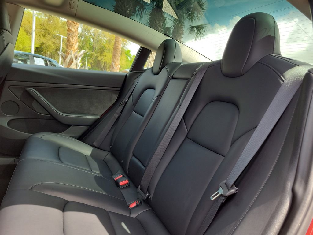 Used 2023 Tesla Model 3 Standard Range image 12