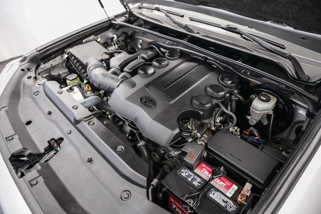 Used 2019 Toyota 4Runner SR5 RWD image 46