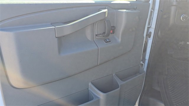 Used 2019 Chevrolet Express 2500 w/ Driver Convenience Package image 11