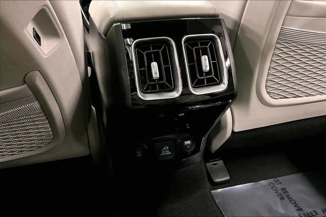 Used 2023 Kia Sorento SX Prestige image 32