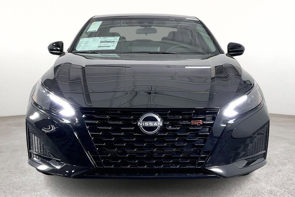 New 2026 Nissan Altima 2.5 SR w/ SR Premium Package FWD image 33