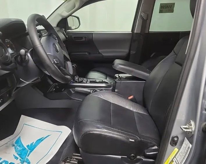 Used 2018 Toyota Tacoma SR w/ SR Convenience Package RWD image 8