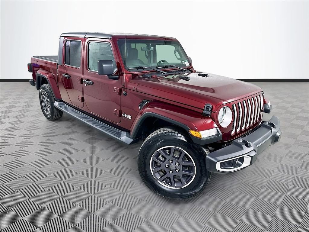 Certified 2022 Jeep Gladiator Overland w/ Popular Equipment Package AWD/4WD image 1