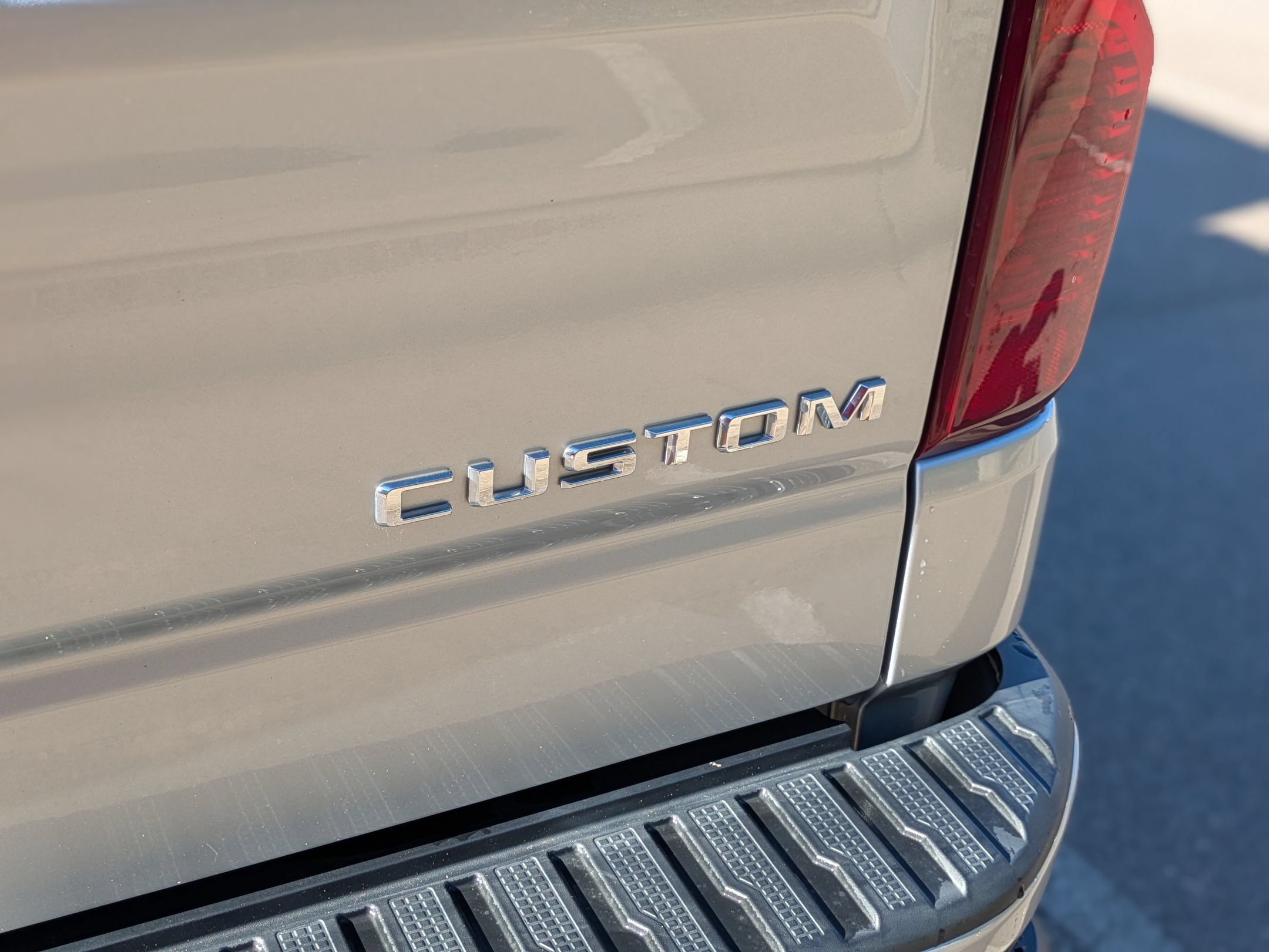 Used 2022 Chevrolet Silverado 1500 Custom RWD image 31