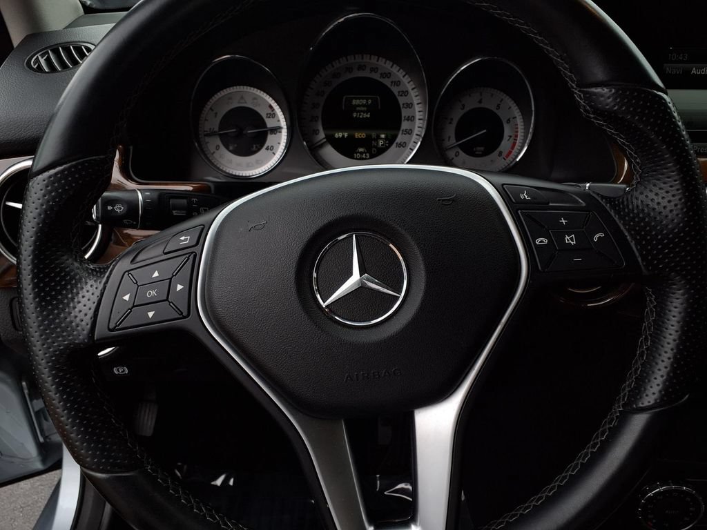 Used 2013 Mercedes-Benz GLK 350 2WD image 9