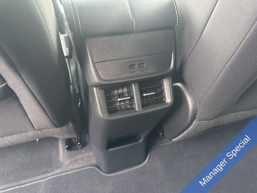 Used 2026 GMC Terrain Elevation image 23