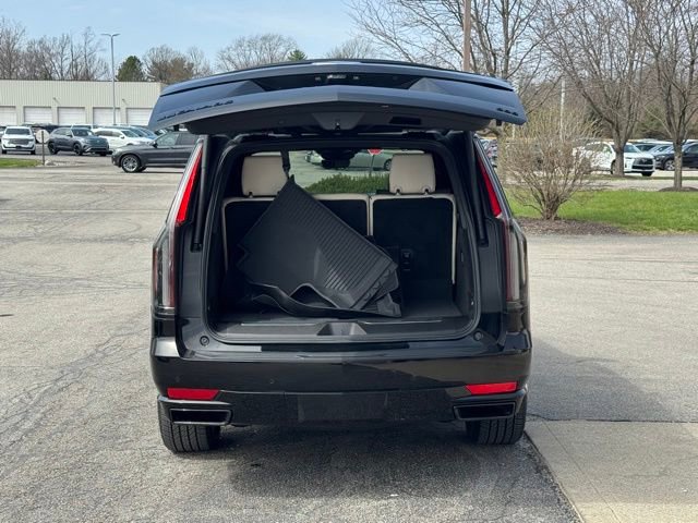 Used 2024 Cadillac Escalade Sport w/ Touring Package image 34