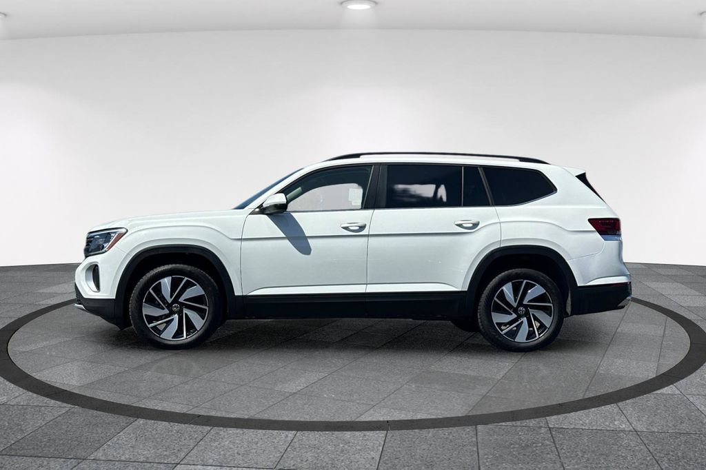 Used 2024 Volkswagen Atlas SE AWD/4WD image 8