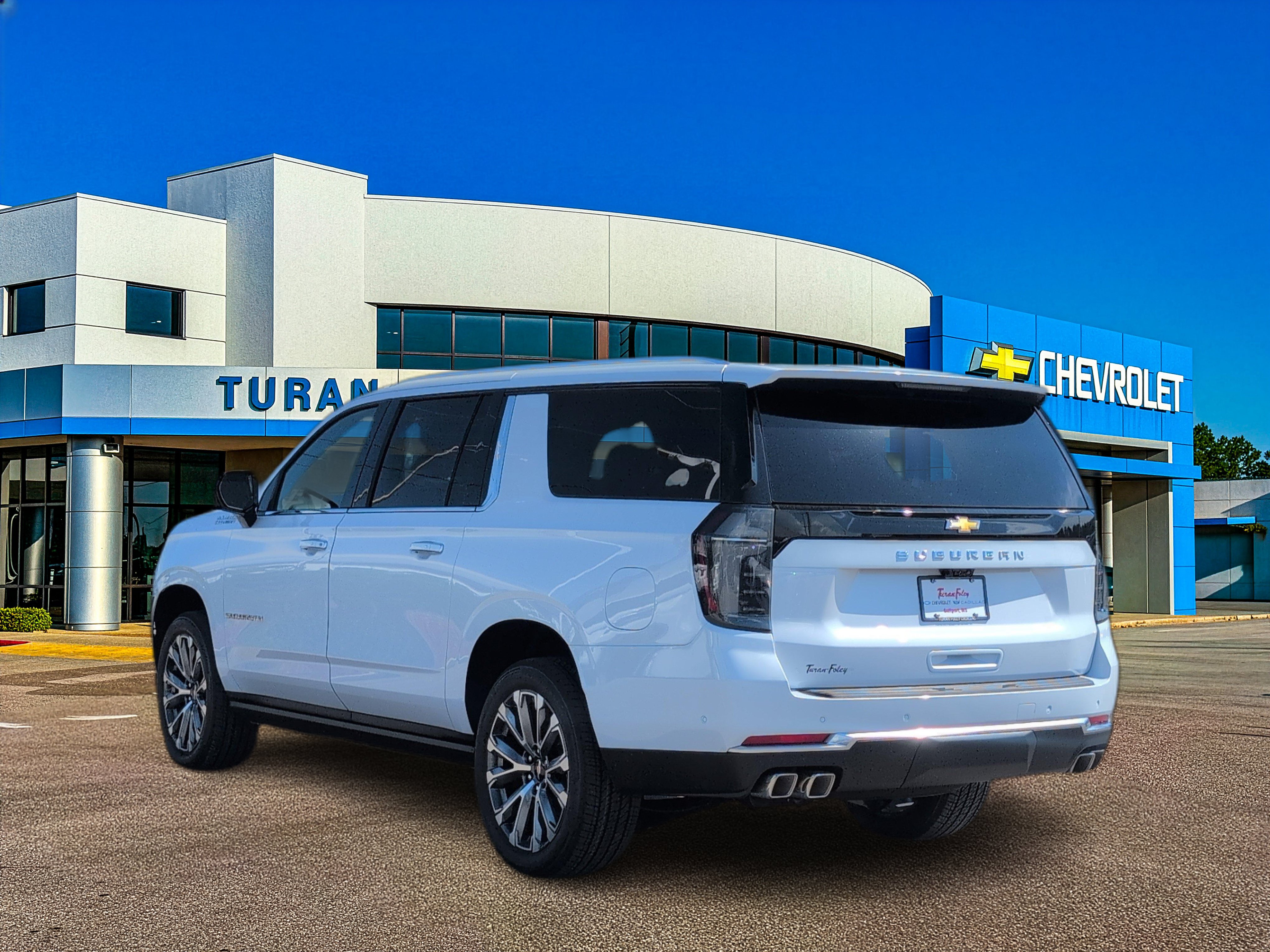 New 2026 Chevrolet Suburban High Country RWD image 3