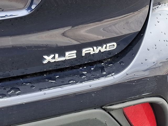 Used 2024 Toyota Highlander XLE image 37