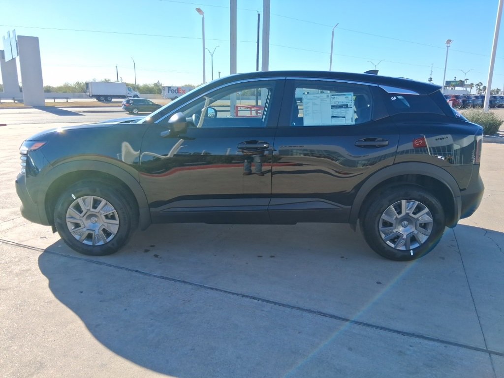 New 2026 Nissan Kicks S image 3