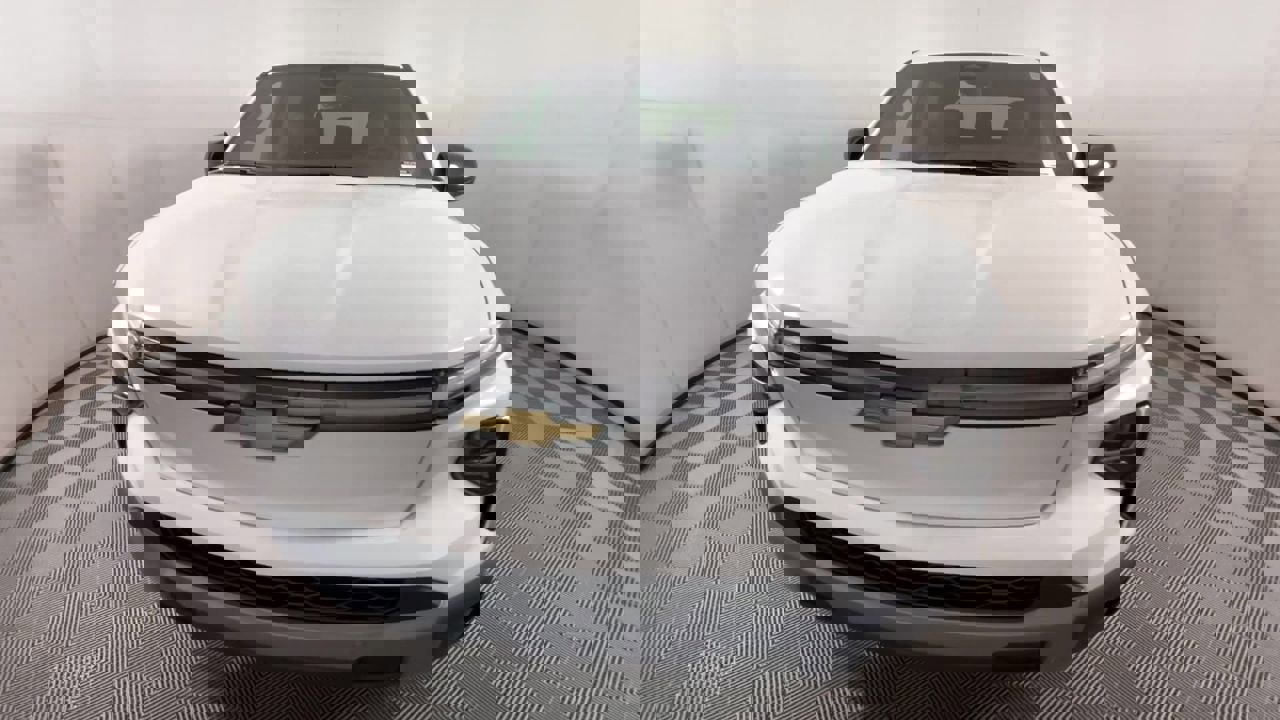 New 2025 Chevrolet Silverado EV LT image 63