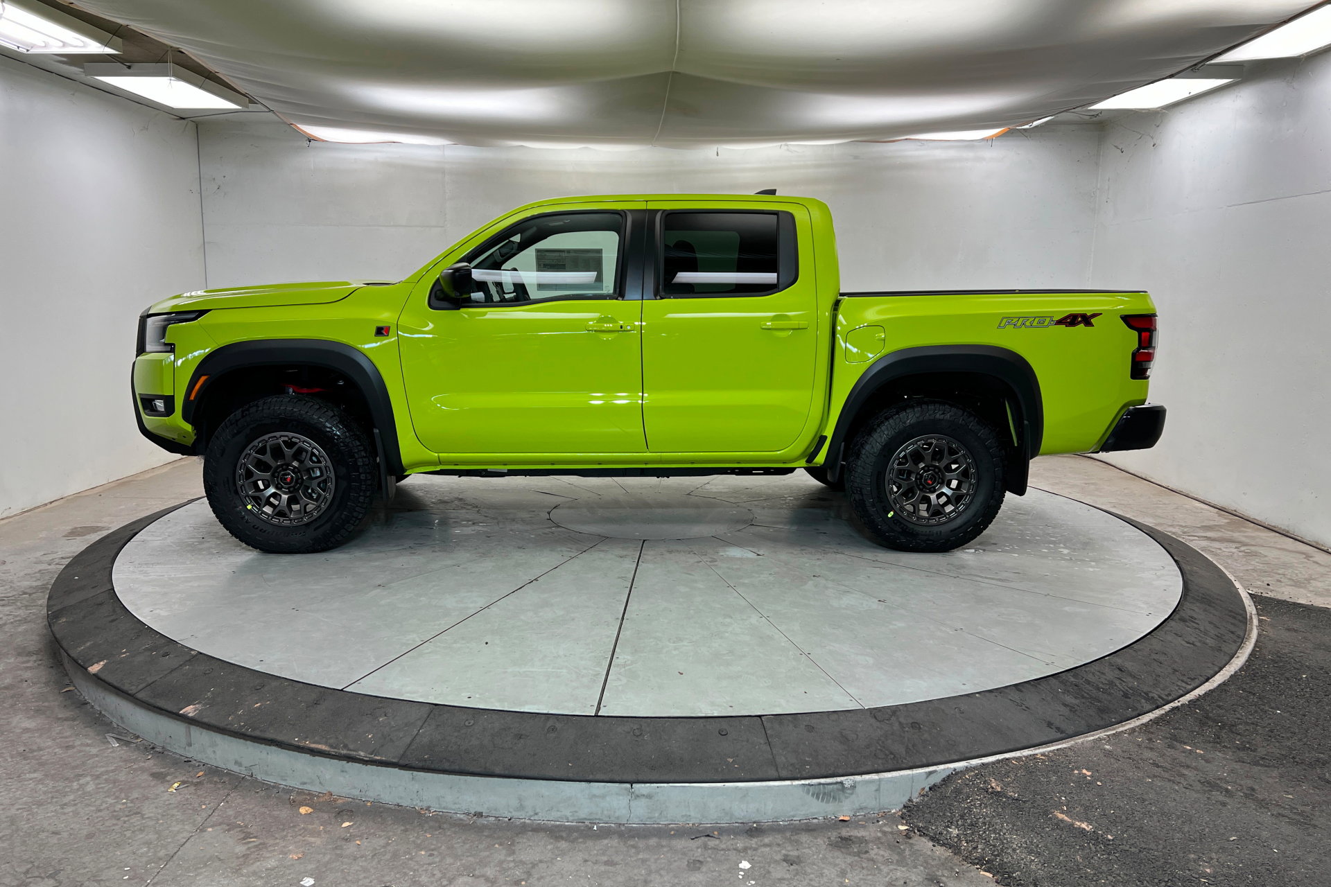 New 2026 Nissan Frontier PRO-4X image 2