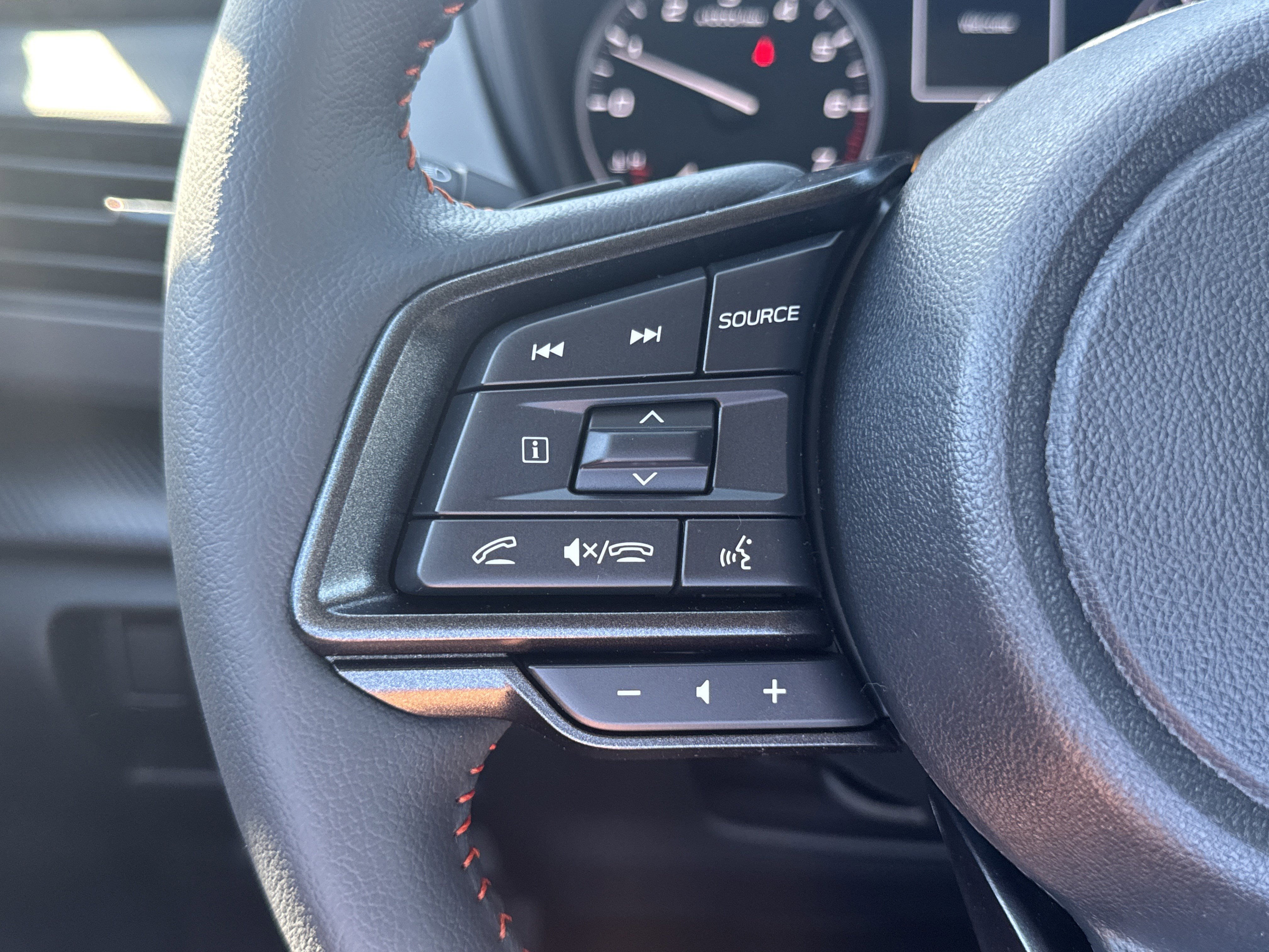 Certified 2026 Subaru Crosstrek 2.5i Limited w/ Crosstrek Mirror Package image 15