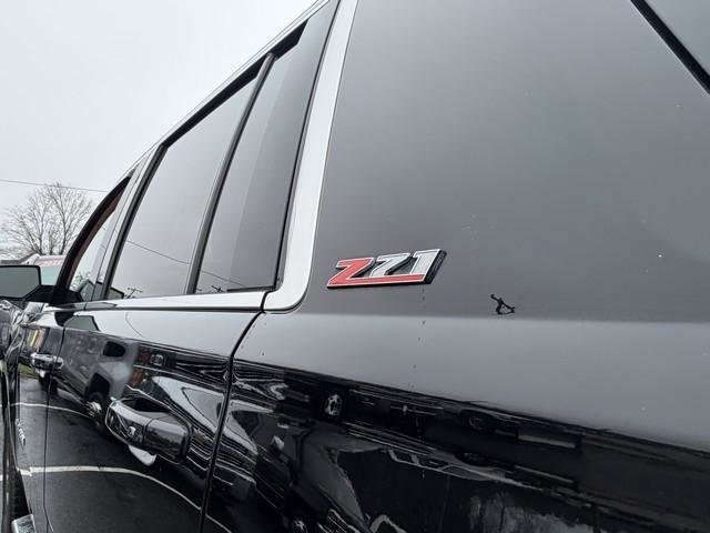 Used 2016 Chevrolet Suburban LT image 9