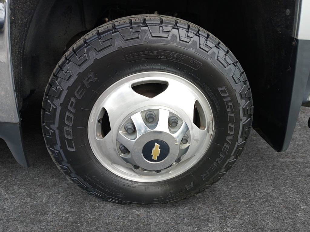 Used 2015 Chevrolet Silverado 3500 LTZ w/ Duramax Plus Package image 9