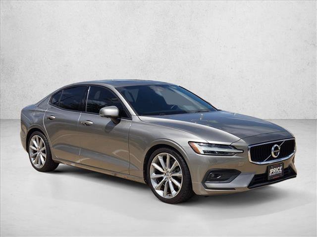 Used 2020 Volvo S60 T5 Momentum FWD image 3