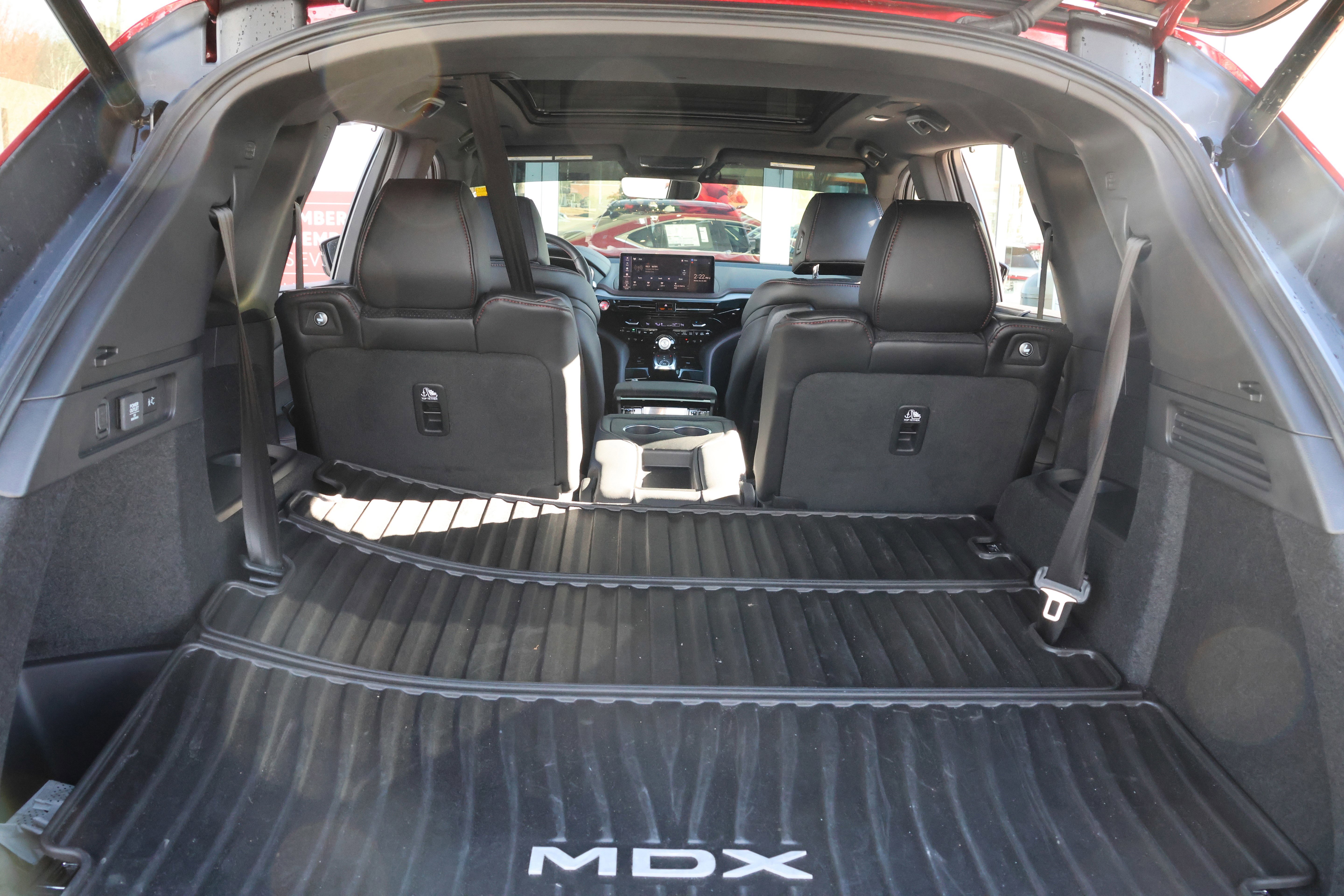 Used 2025 Acura MDX A-Spec image 37