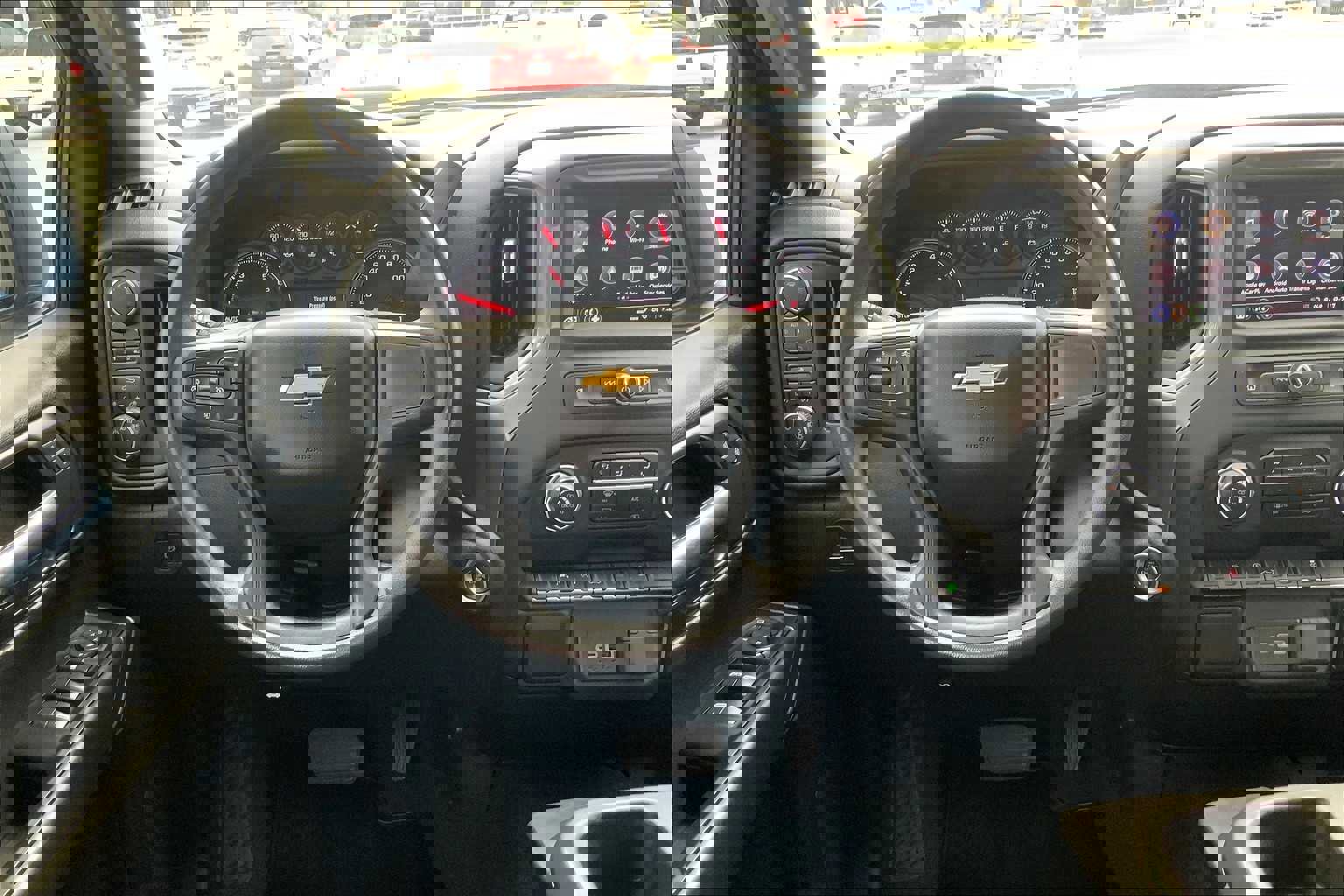 Used 2023 Chevrolet Silverado 1500 Custom image 13