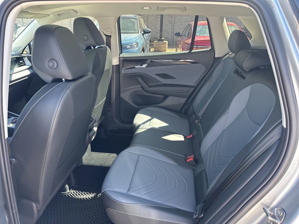 New 2026 Volkswagen Tiguan SE AWD/4WD image 13