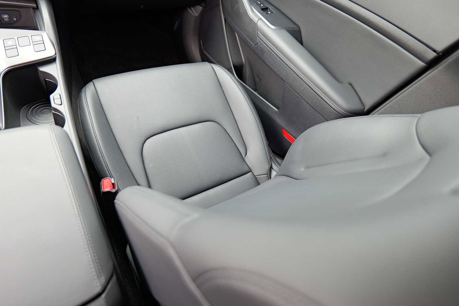 Certified 2026 Kia Sportage EX image 26