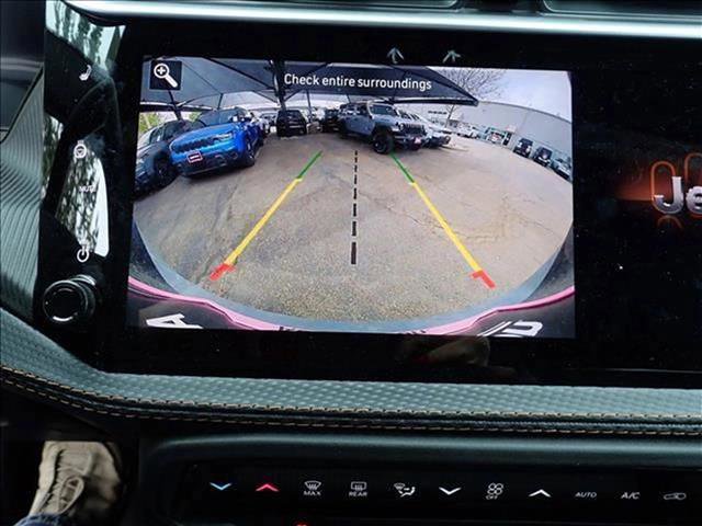 New 2026 Jeep Cherokee Overland w/ Trailer Tow Group AWD/4WD image 19