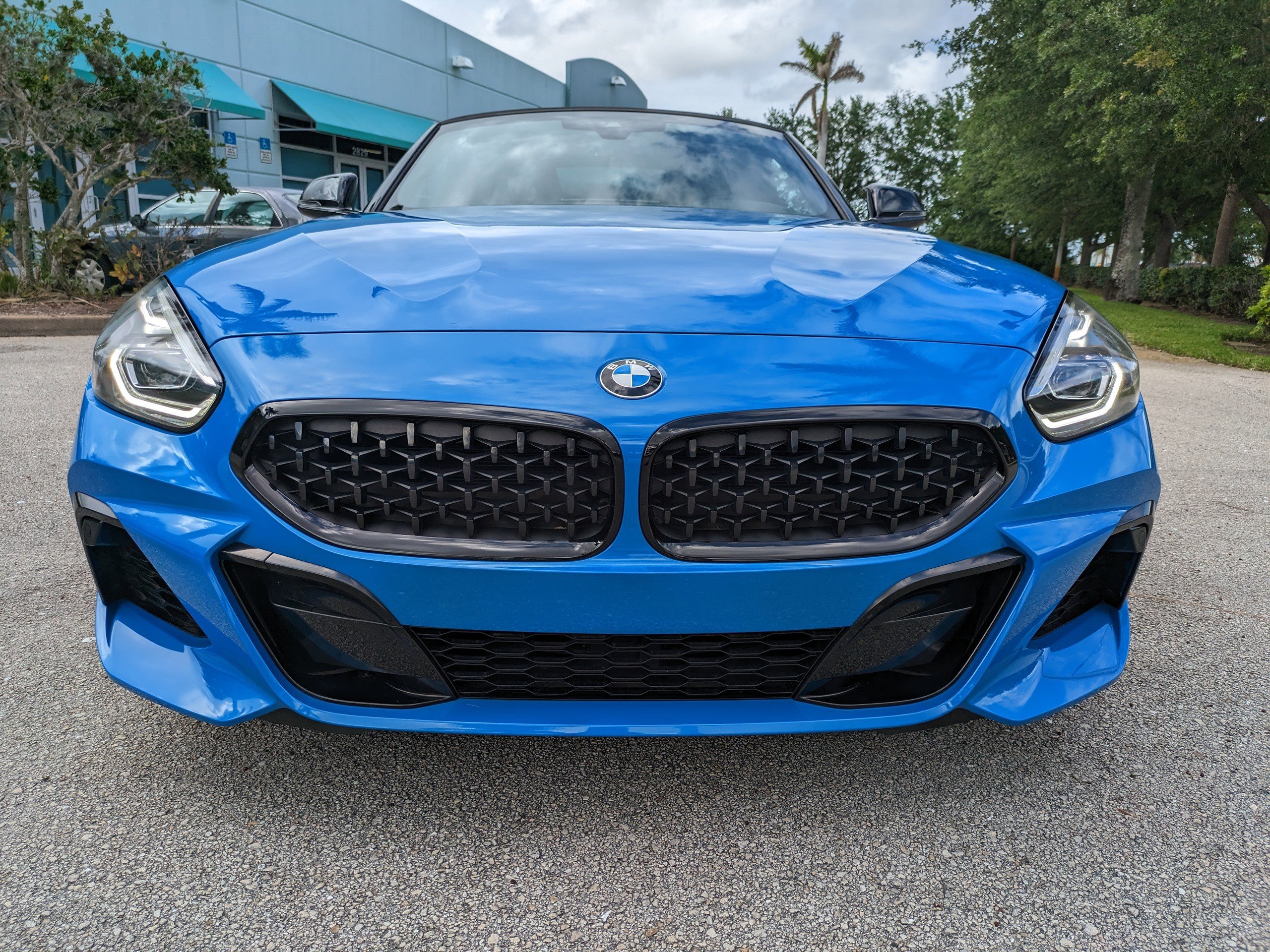 Used 2022 BMW Z4 sDrive30i w/ M Sport Package image 9