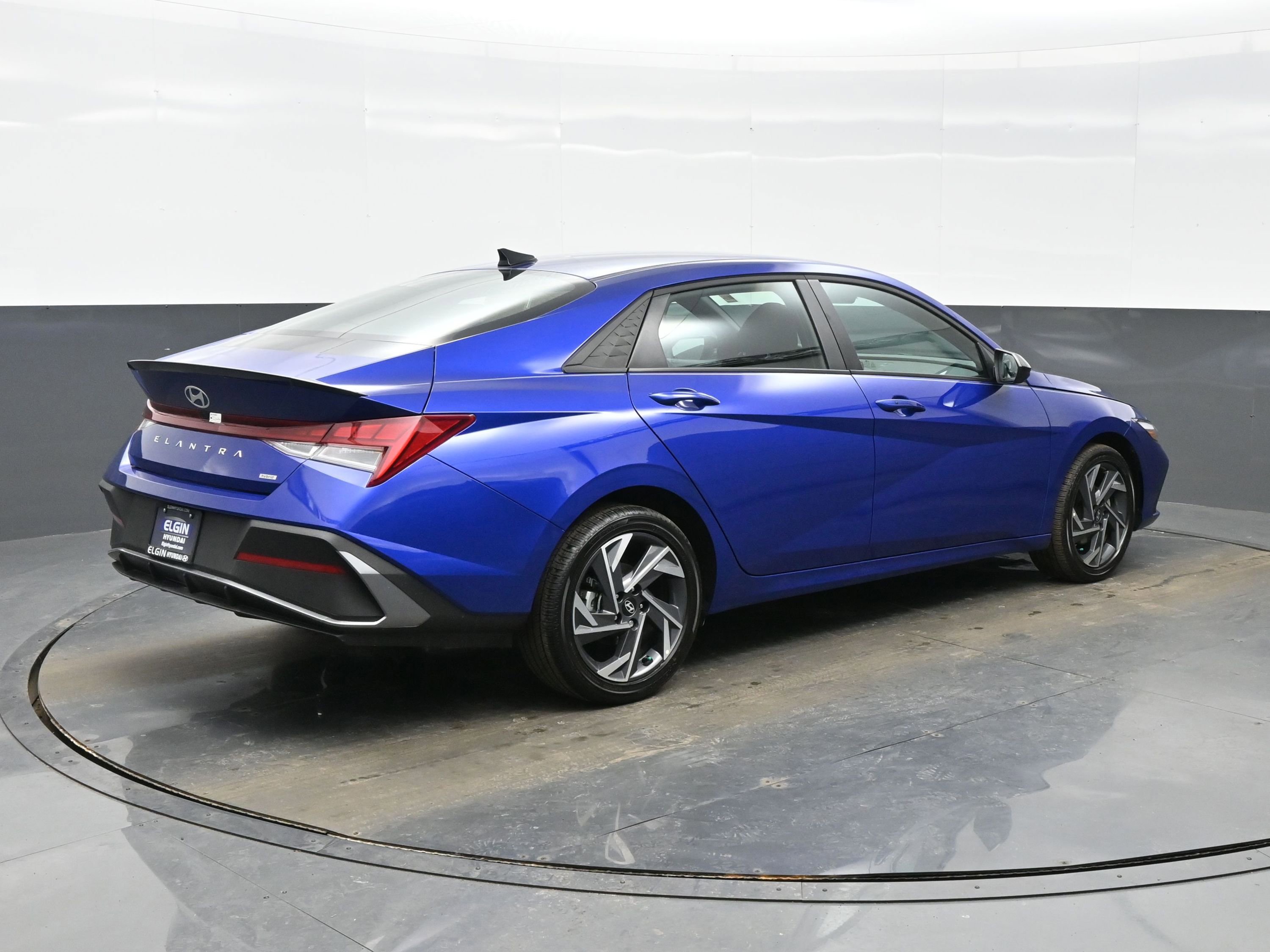 Certified 2025 Hyundai Elantra SEL image 6