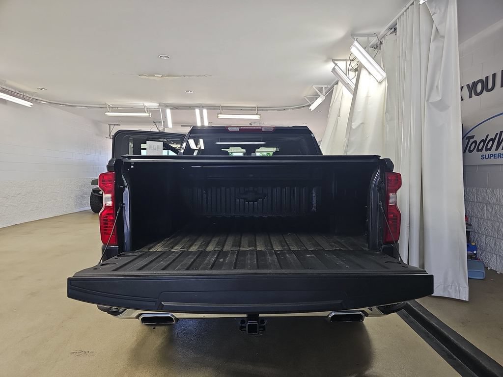 Certified 2023 Chevrolet Silverado 1500 LT AWD/4WD image 15