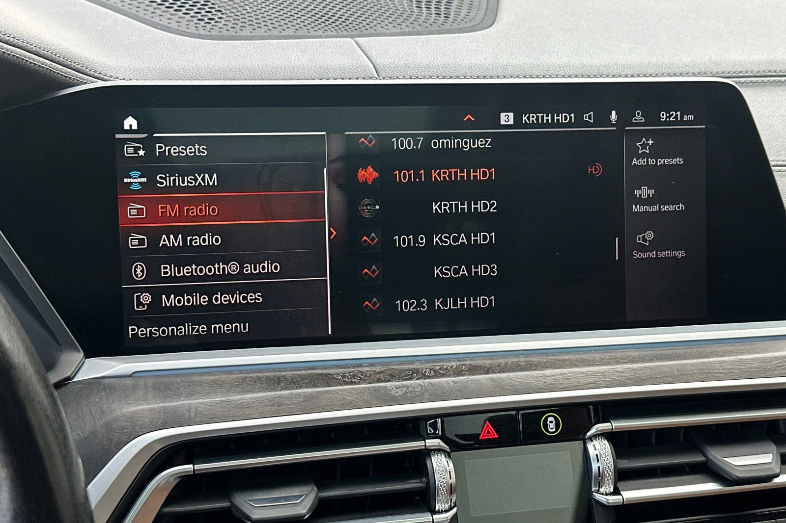Used 2022 BMW X7 xDrive40i w/ Premium Package AWD/4WD image 26