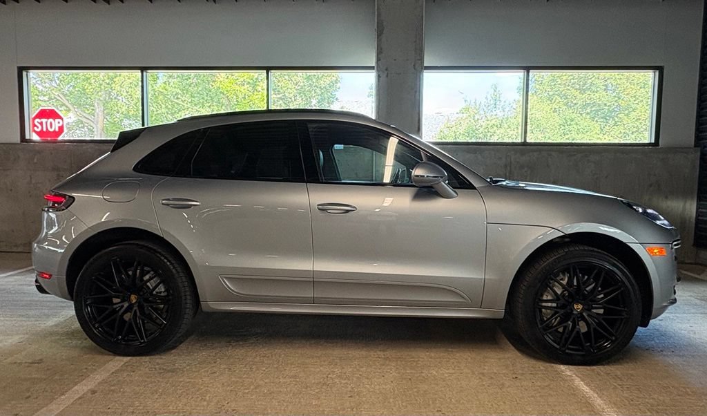 Used 2020 Porsche Macan Turbo AWD/4WD image 9