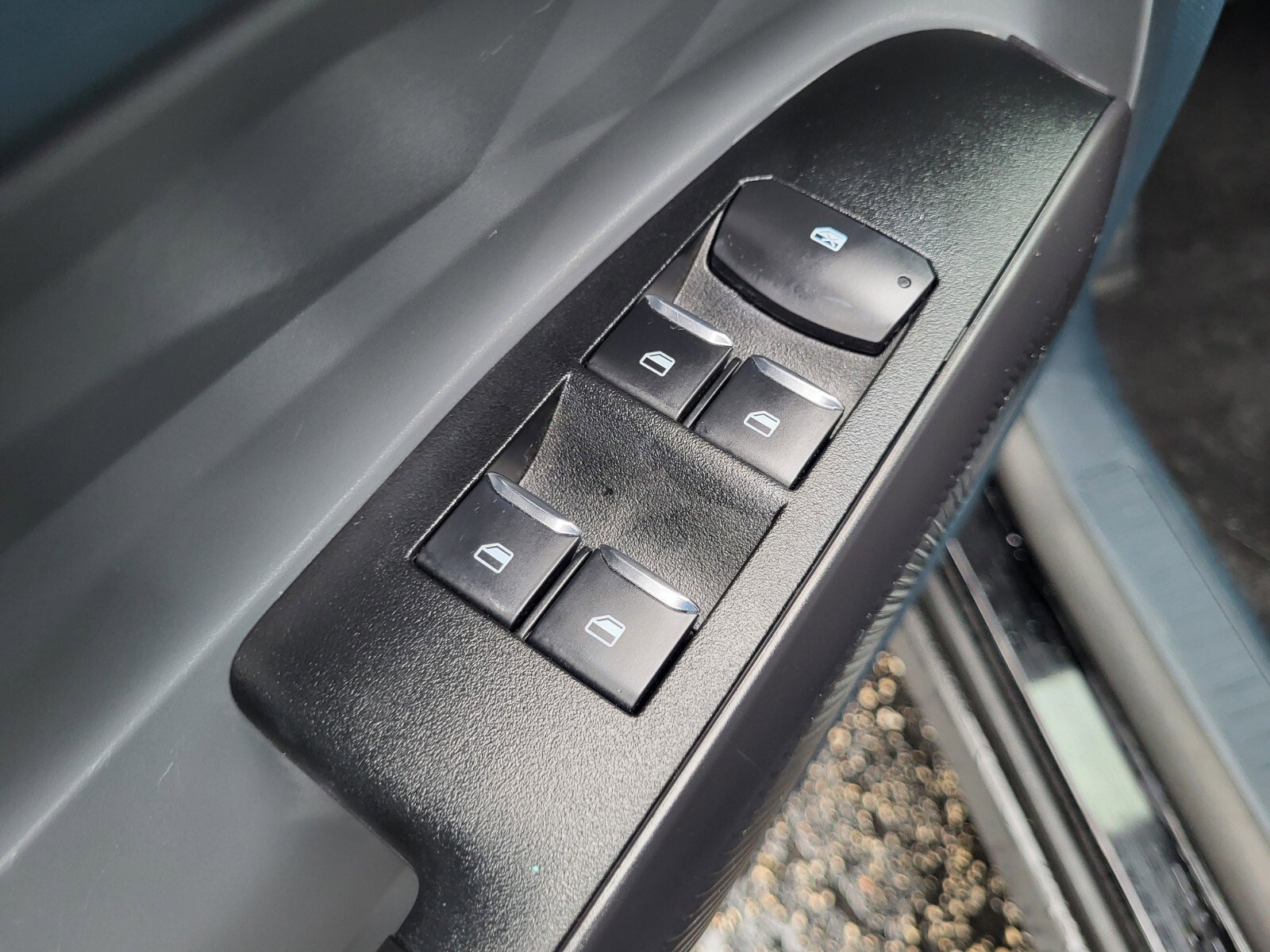 Certified 2024 Ford Maverick XL image 18
