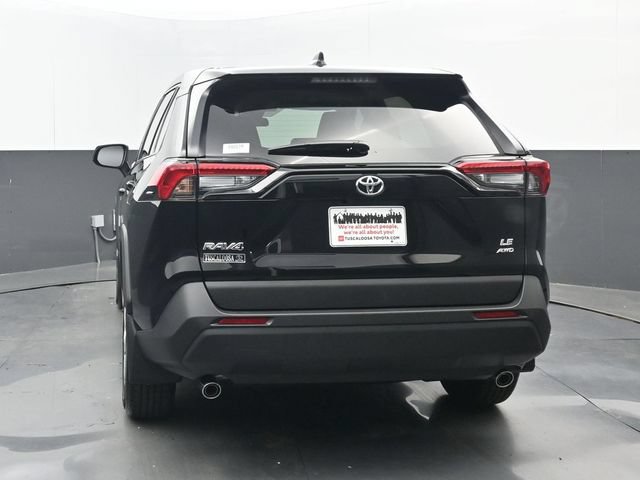 Used 2025 Toyota RAV4 LE AWD/4WD image 18