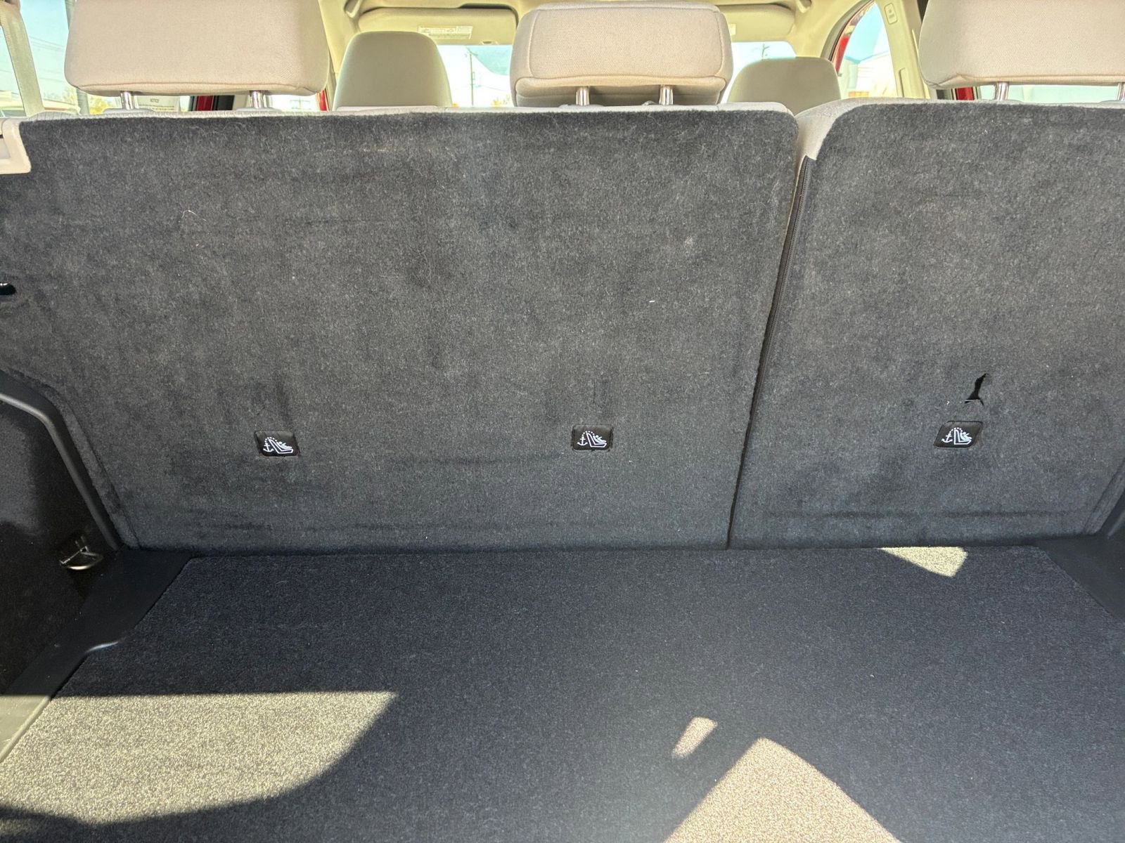 Used 2025 Nissan Rogue SV image 25