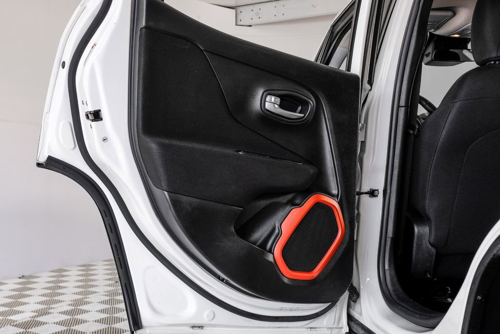 Used 2018 Jeep Renegade Sport w/ Power & Air Group image 41