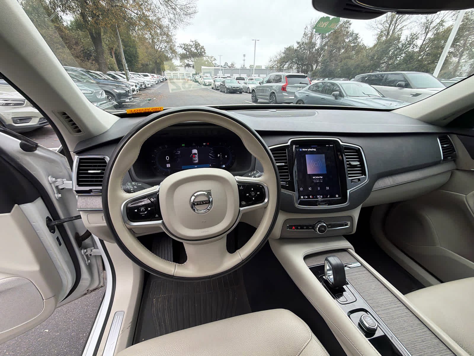 Certified 2023 Volvo XC90 B6 Plus w/ Protection Package Premier image 27