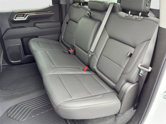 Used 2025 Chevrolet Silverado 1500 LT Trail Boss w/ Convenience Package II image 11