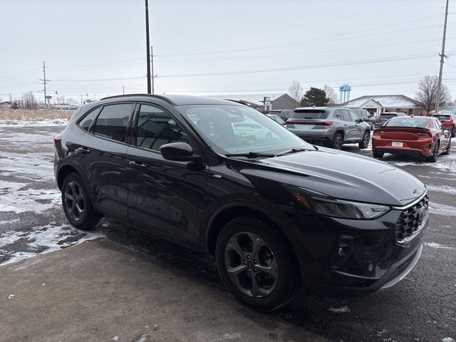 Used 2025 Ford Escape ST-Line Select image 8