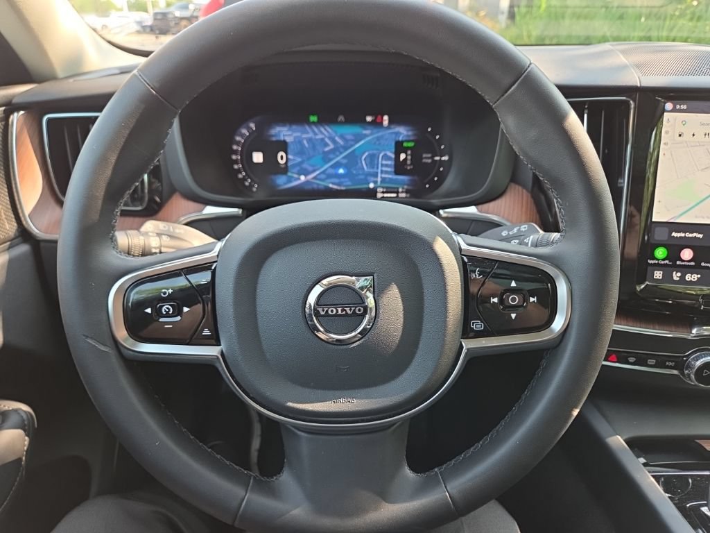 Used 2024 Volvo XC60 T8 Plus w/ Protection Package Premier AWD/4WD image 9