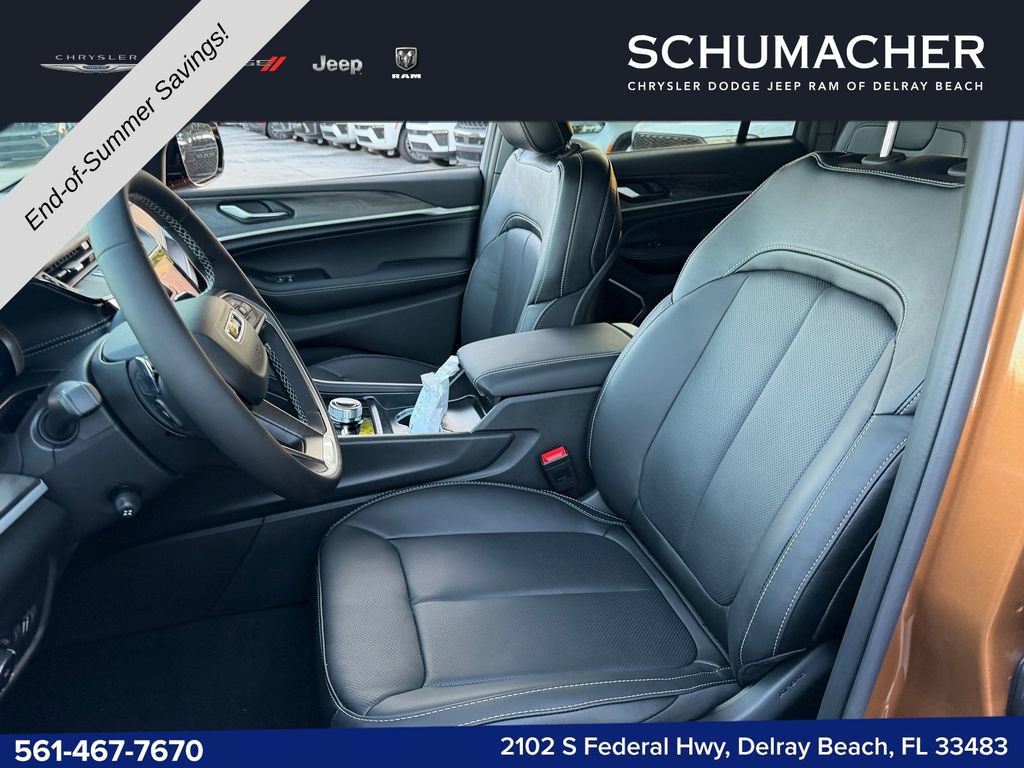 New 2026 Jeep Grand Cherokee Limited AWD/4WD image 11