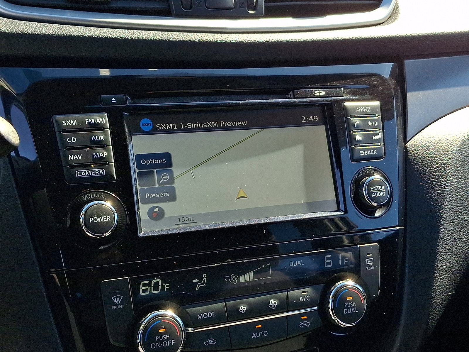 Used 2016 Nissan Rogue SV w/ SV Premium Package image 15